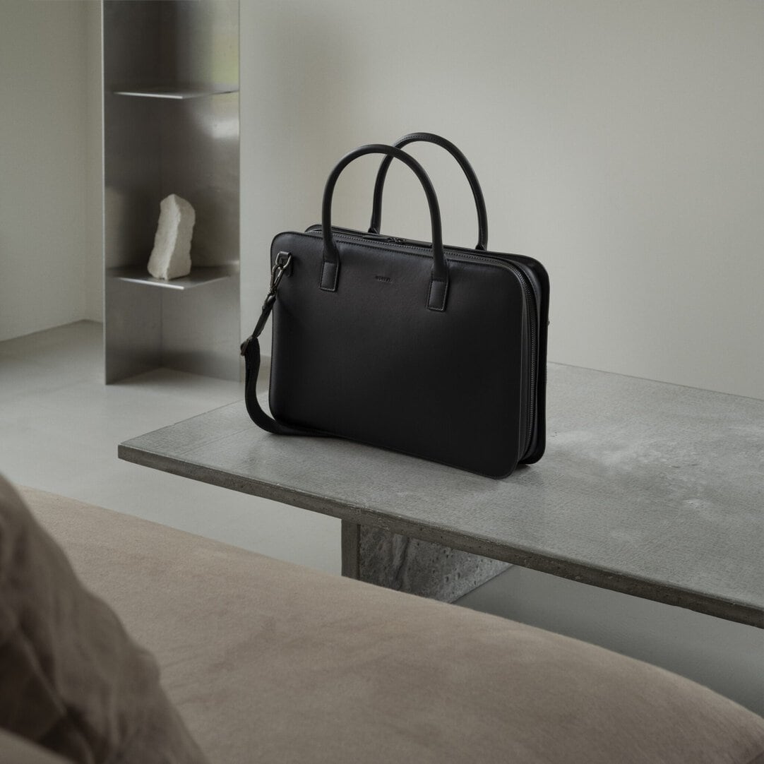 Briefcase Midnight Black - NORTVI